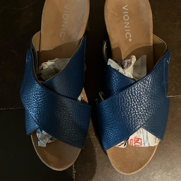 Vionic Leather Wedge Sandals - Leticia - Picture 6 of 9